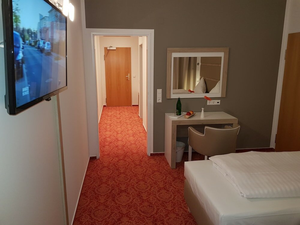 Фото Confour Hotel