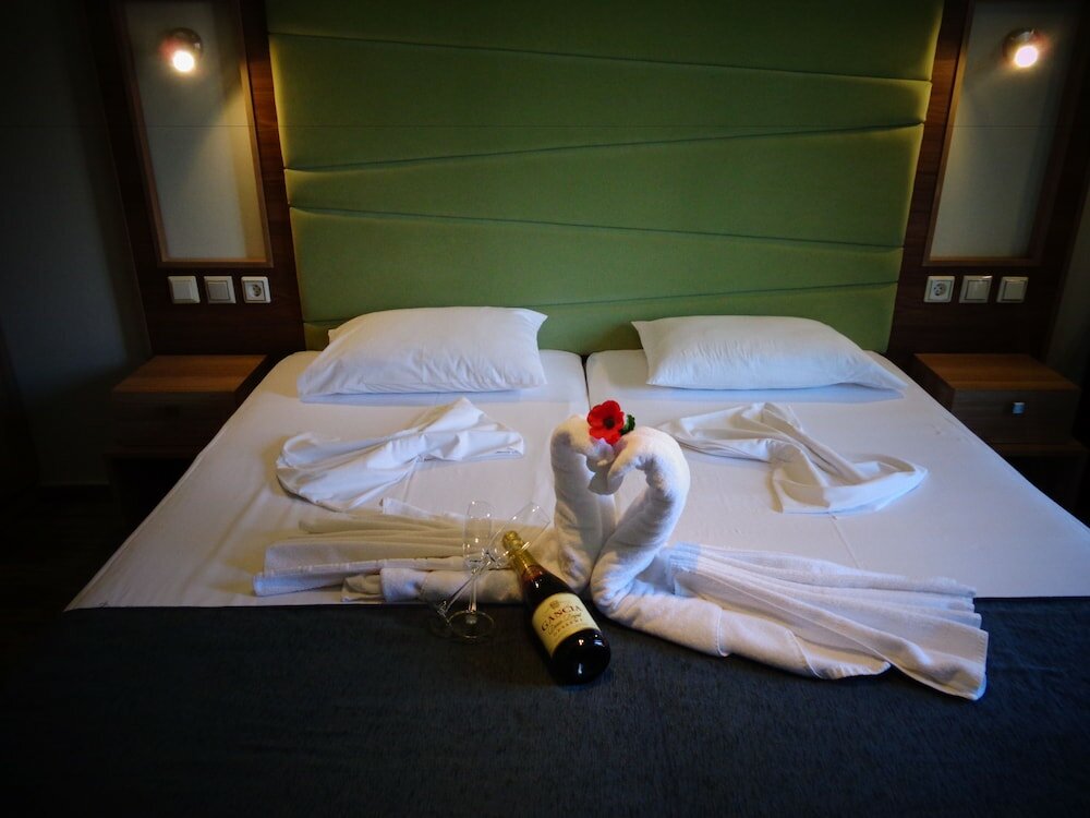 Фото Niki Studios Sea-Front