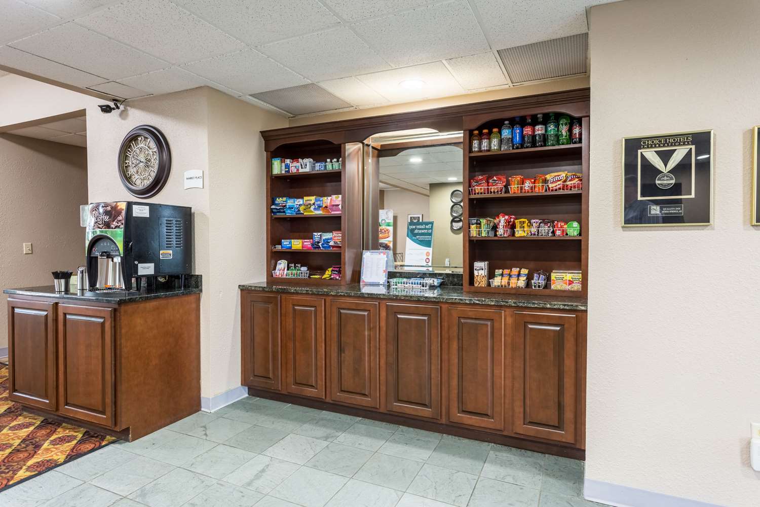 Фото Quality Inn & Conference Center