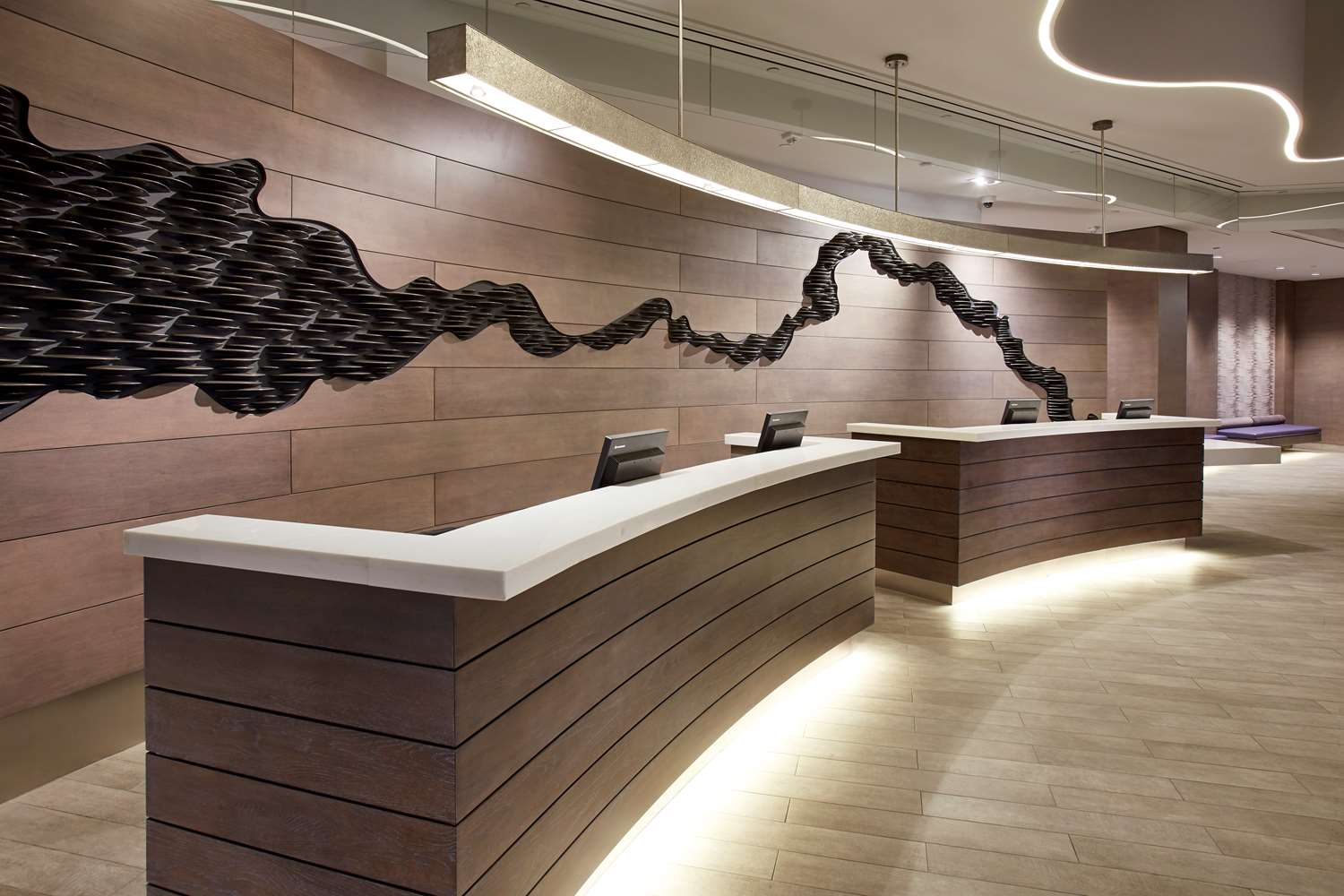 Фото Hilton Long Beach Hotel