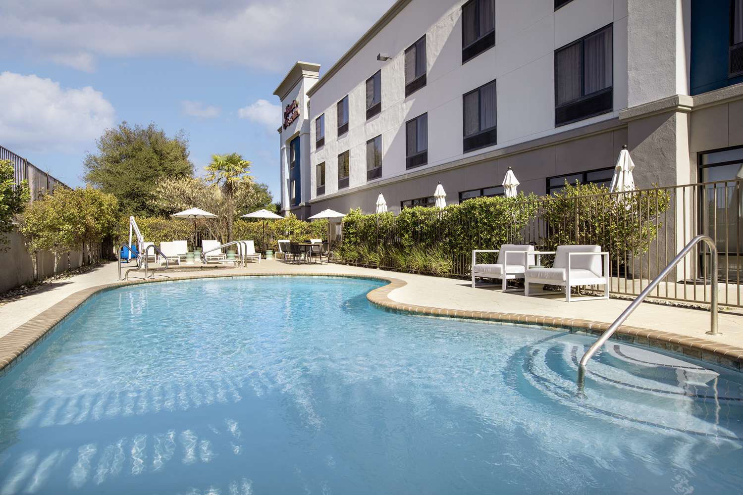 Фото Hampton Inn & Suites Paso Robles
