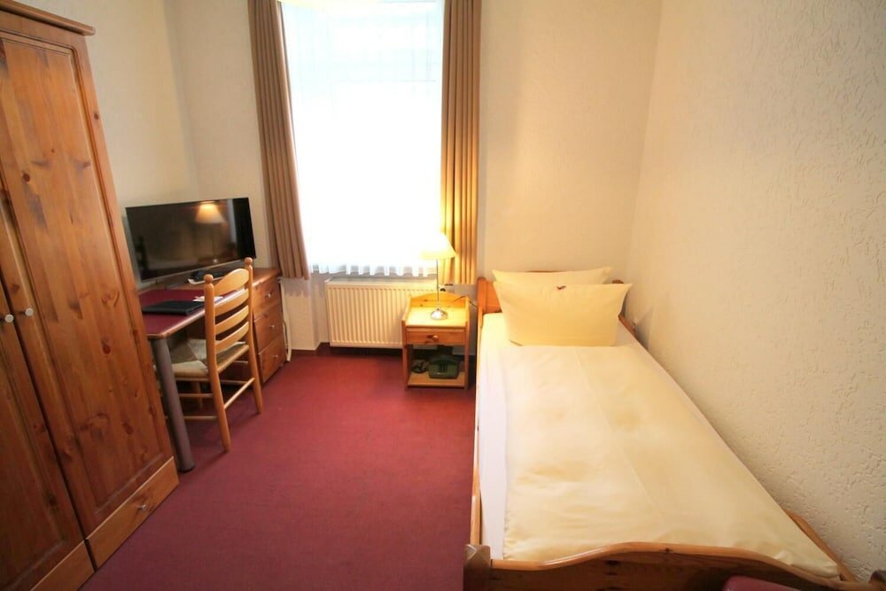 Фото Hotel Burgk