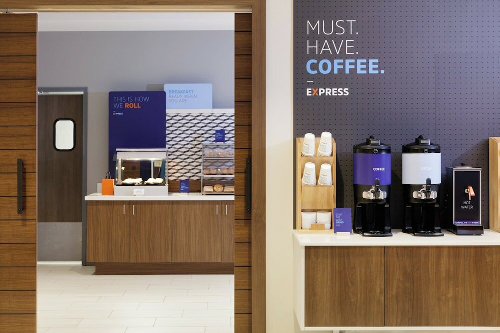 Фото Holiday Inn Dallas Market Center, an Ihg Hotel