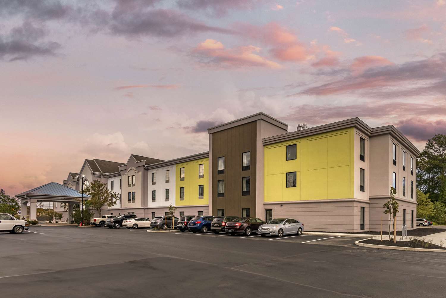 Фото Comfort Suites Ocean City