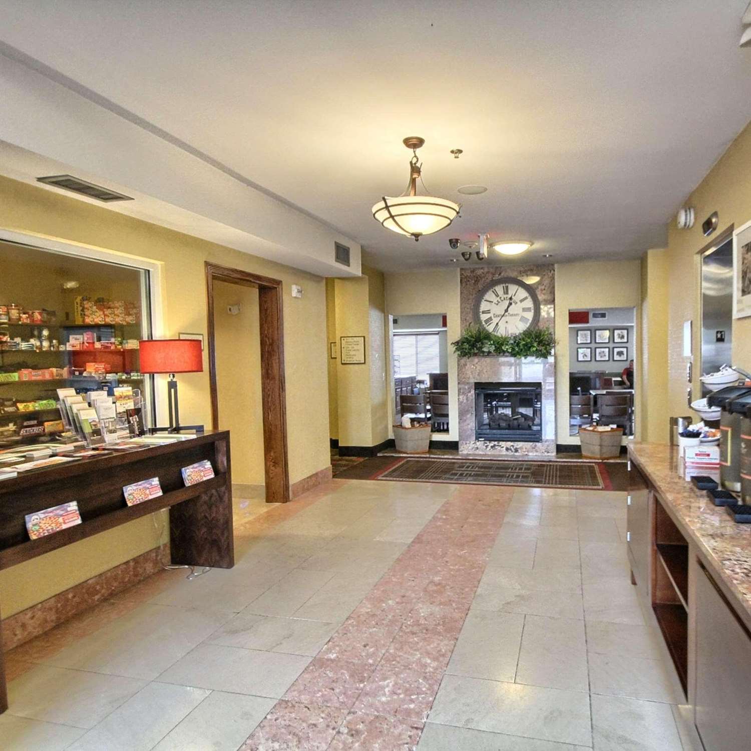 Фото Country Inn & Suites by Radisson, Dearborn, Mi