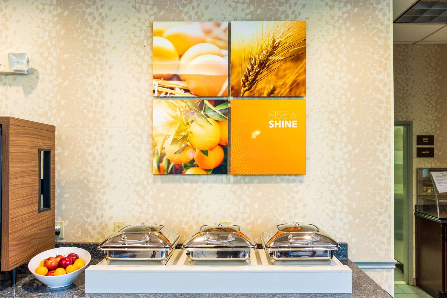 Фото Comfort Inn & Suites Plainville Foxboro