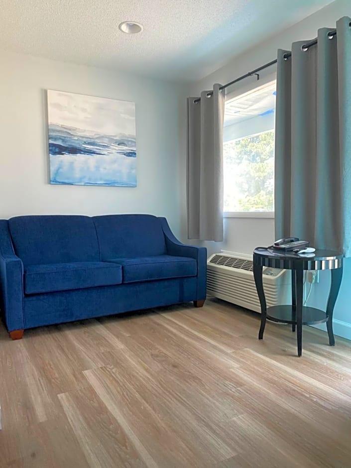 Фото Bedtime Inn & Suites