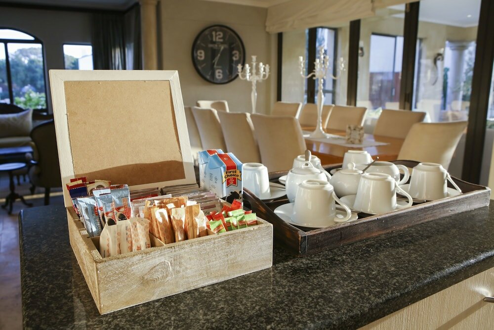 Фото Super Tubes Guesthouse