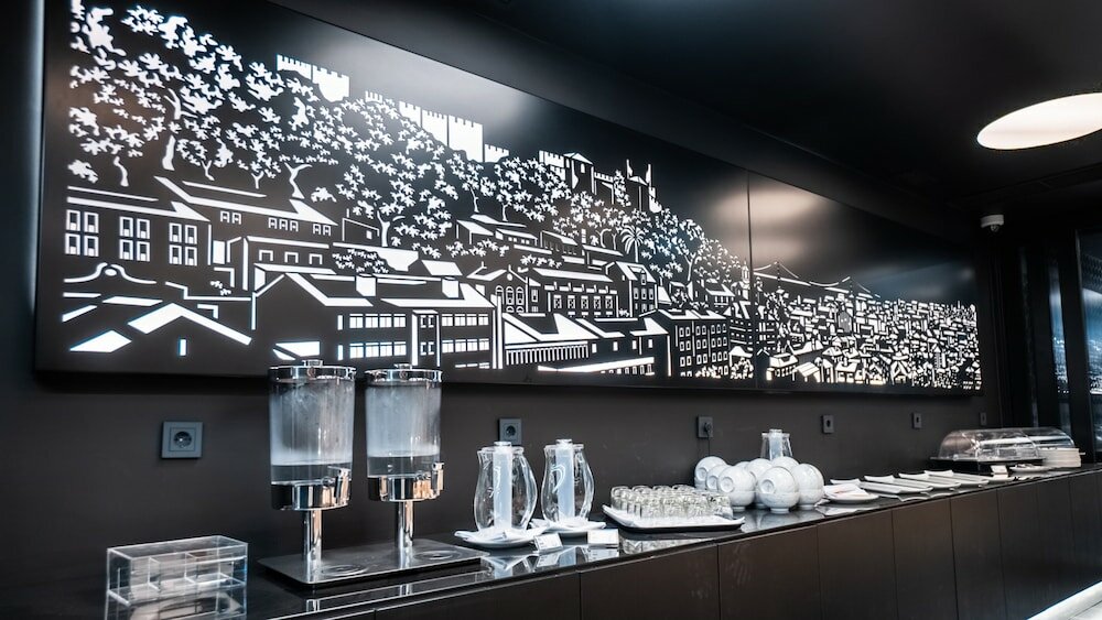 Фото Hills Hotel Lisboa