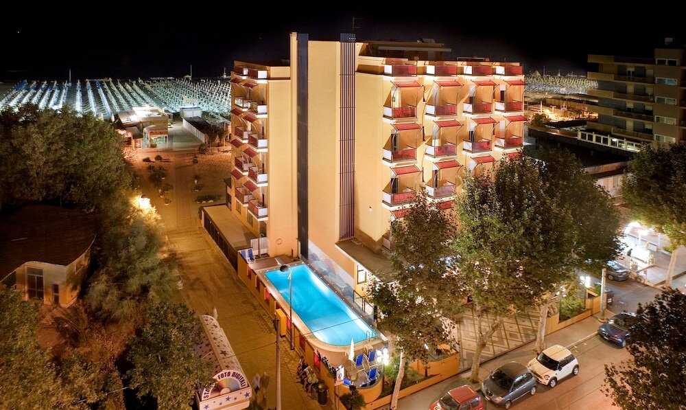 Фото отеля 4