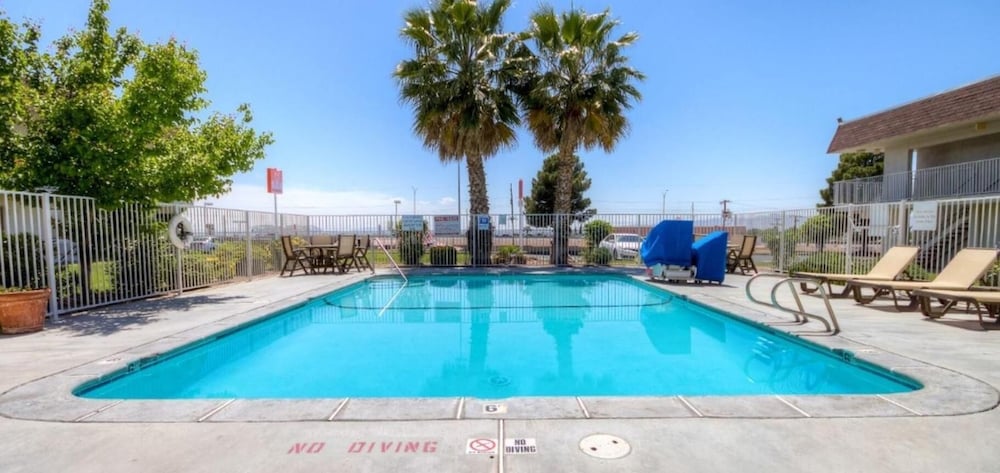 Фото Studio 6 El Paso, Tx - East