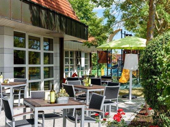 Фото Ibis Styles Regensburg Hotel