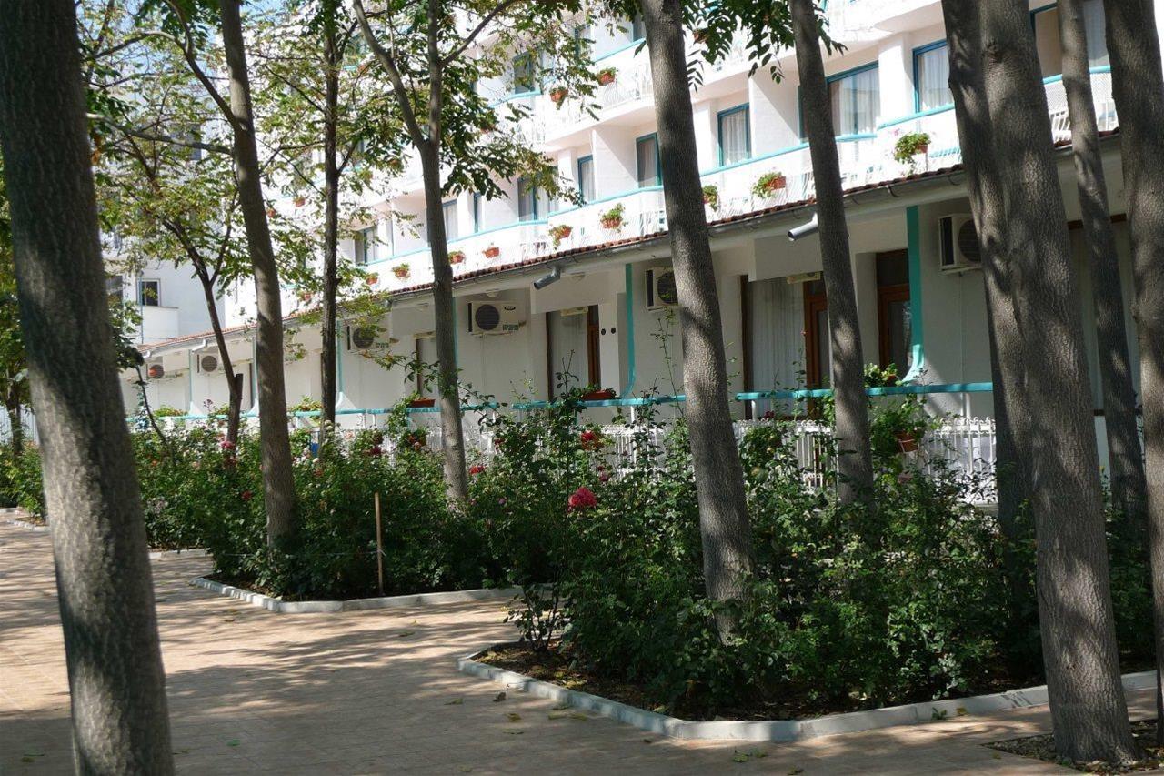 Фото Zefir Hotel