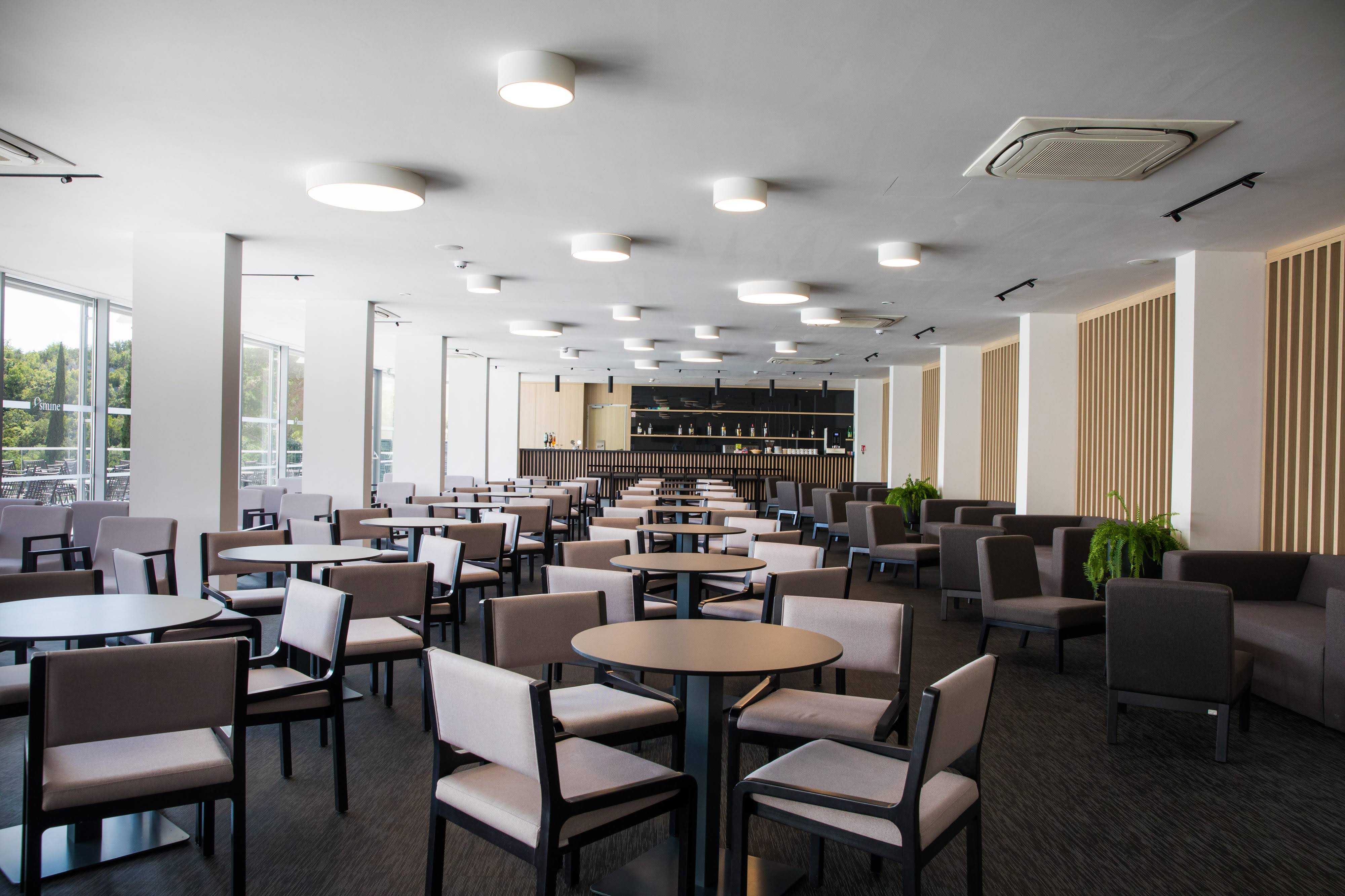 Фото Hotel Osmine