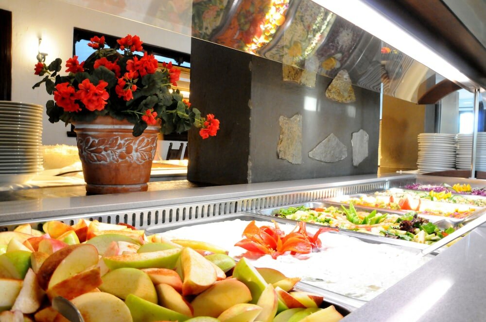 Фото Hersonissos Village