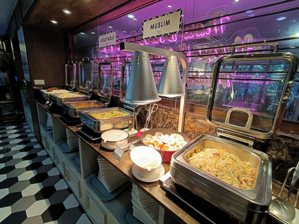 Фото Vince Hotel Pratunam