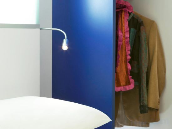 Фото Ibis Styles Vannes Gare Centre