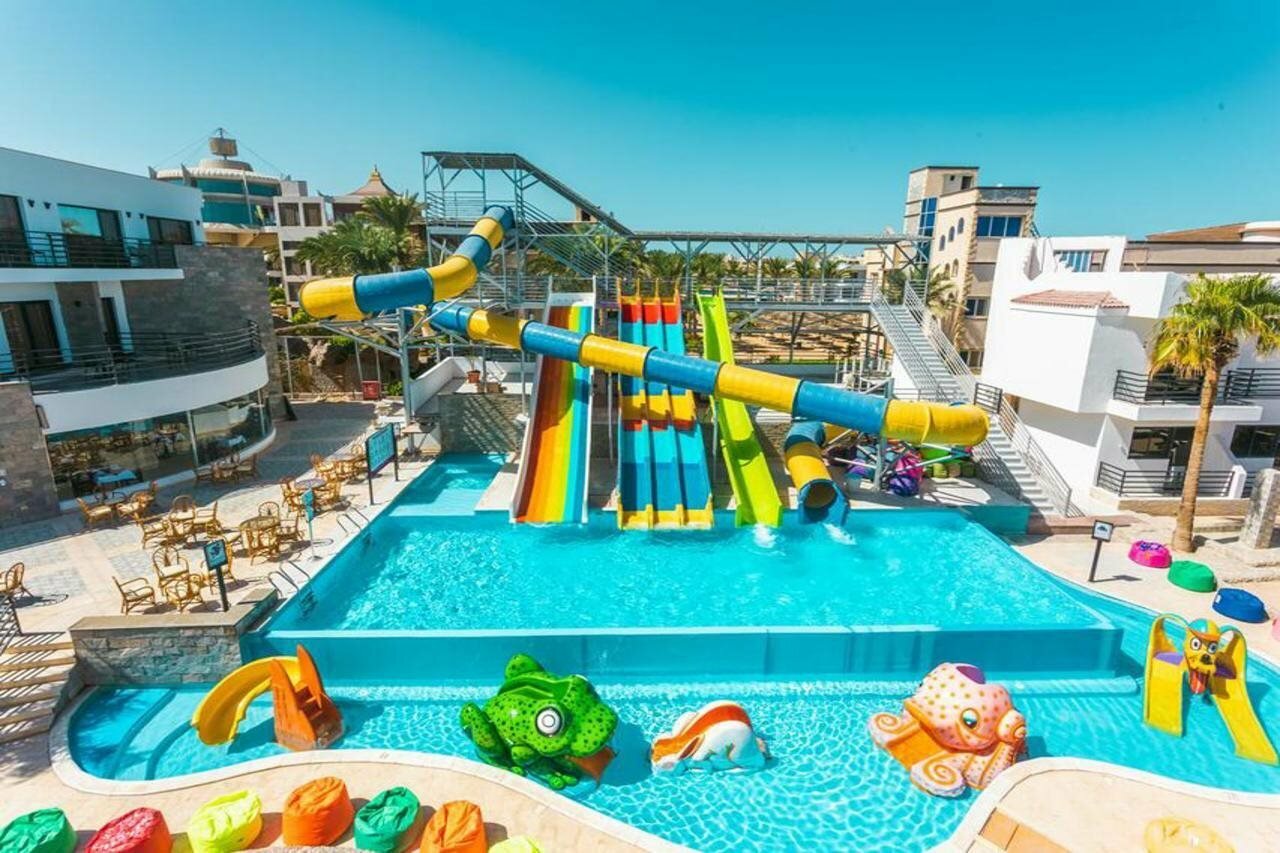 Фото La Rosa Waves Resort