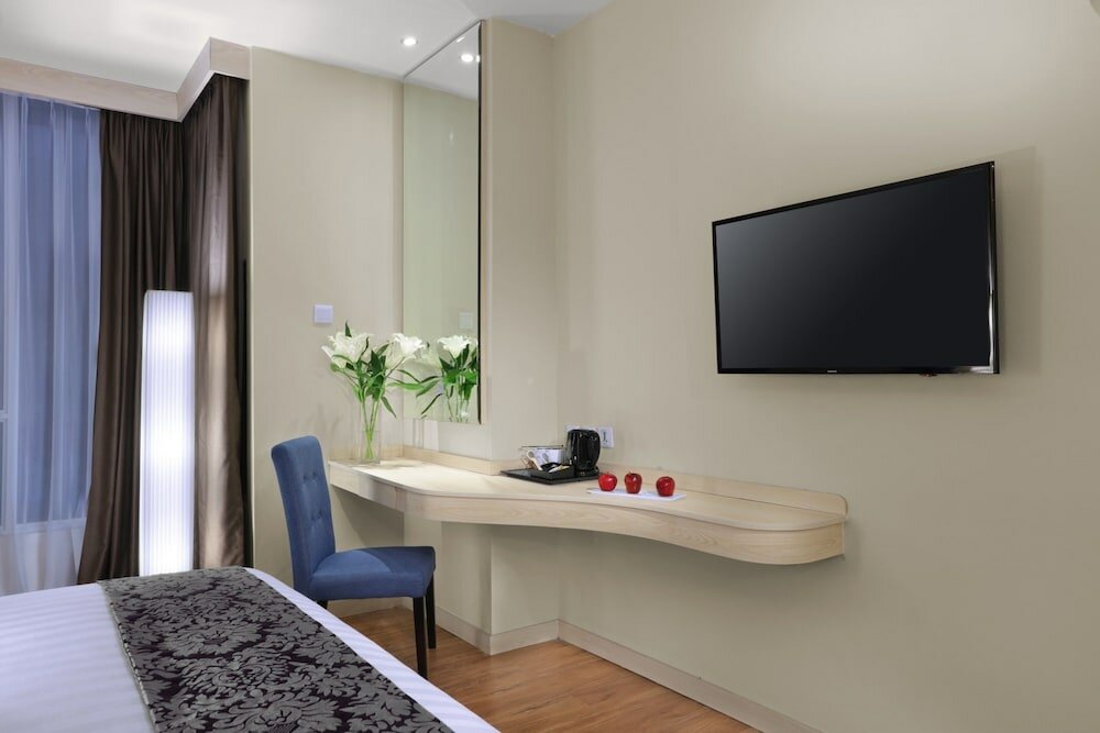 Фото Отель Aston Batam Hotel & Residences