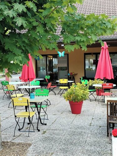 Гостиница Campanile Maubeuge Nord в Авене-сюр-Эльпе