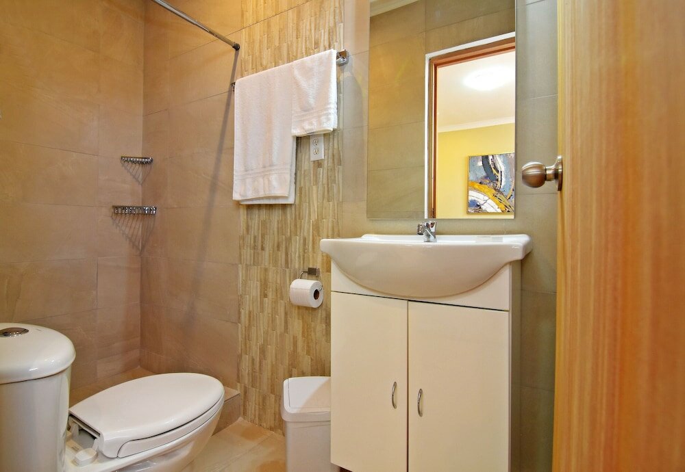 Фото Victoria City Hotel