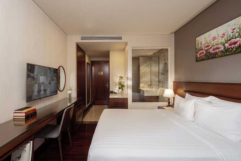 Фото Orchids Saigon Hotel