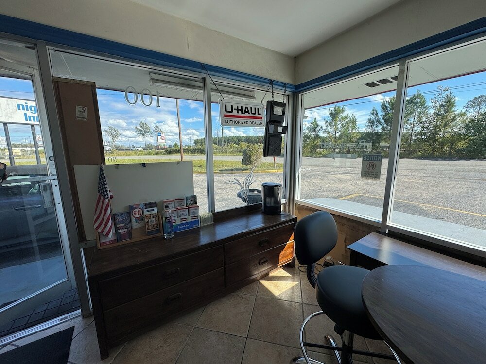 Фото Knights Inn Selma