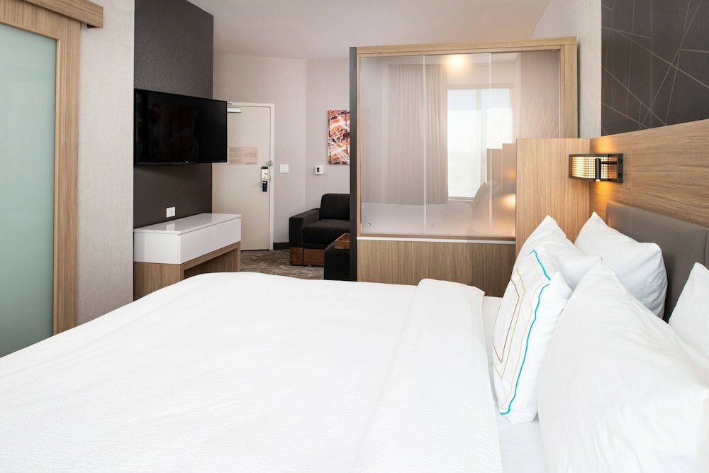Фото Springhill Suites Kansas City Northeast