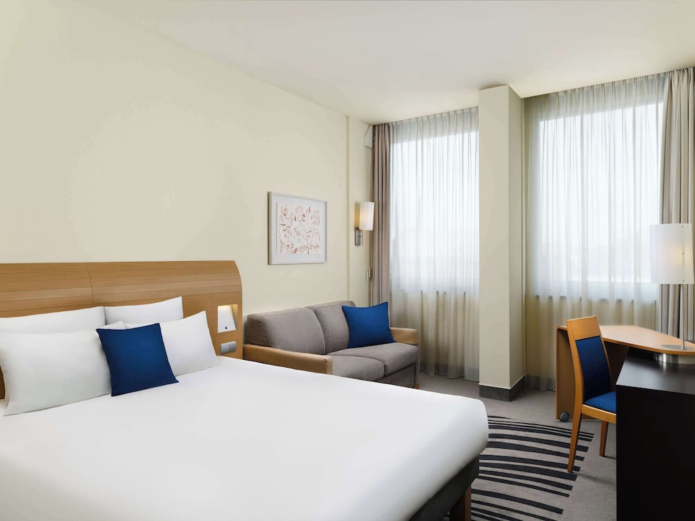 Фото Novotel Budapest Danube