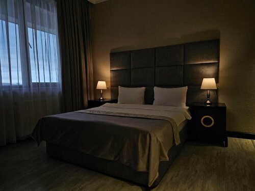 Гостиница Crown Suites Hotel в Баку