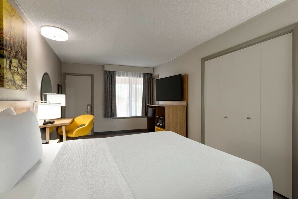 Фото Days Inn by Wyndham Worland