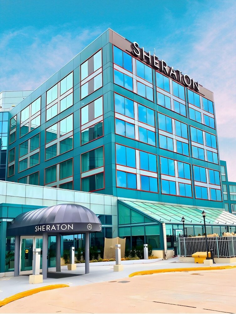 Фото Sheraton Gateway Hotel In Toronto International Airport