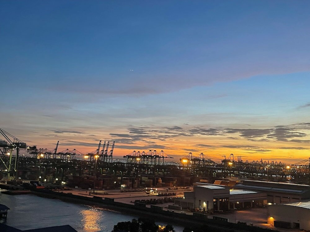 Фото Cooliv Waterfront