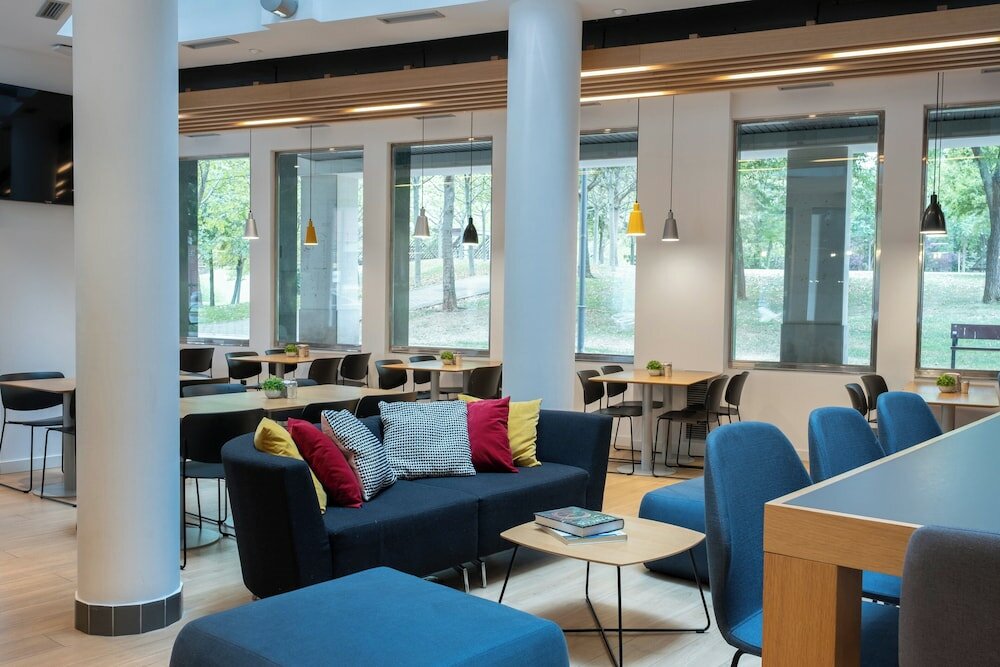 Фото Hotel Logroño Parque