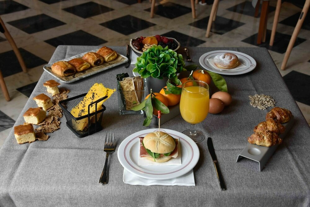 Фото Hotel Turia Valencia