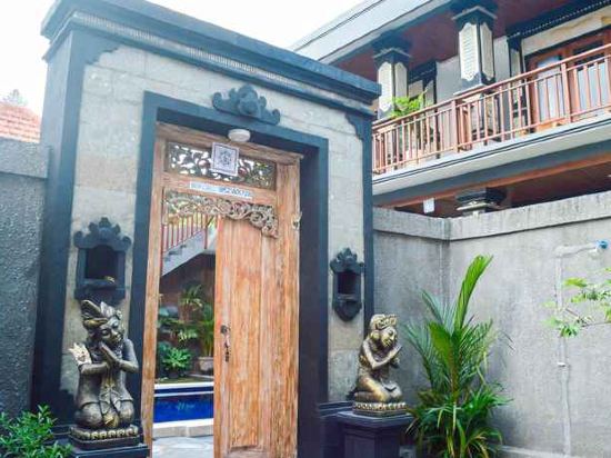 Фото Prama Beach Canggu by The Loka