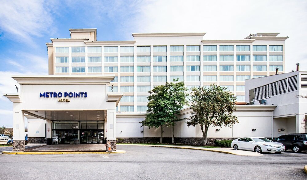 Фото Metro Points Hotel