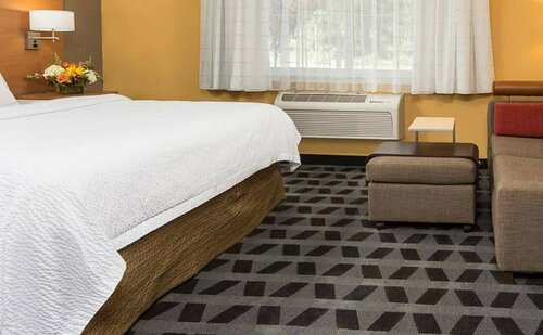 Гостиница TownePlace Suites Bend Near Mt. Bachelor в Бенде
