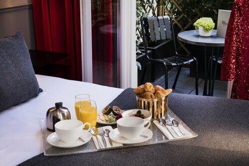 Внешний вид отеля Hôtel Monsieur & SPA в Париже, фото 5