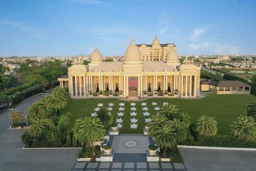 Гостиница Sheraton Grand Palace Indore в Девасе