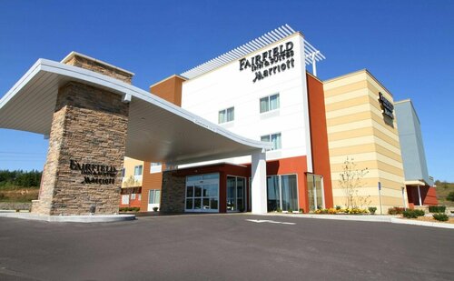 Гостиница Fairfield Inn & Suites by Marriott London в Лондоне