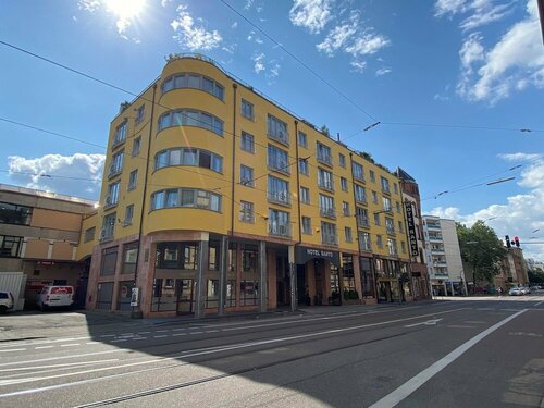 Гостиница Hotel Santo Karlsruhe в Карлсруэ