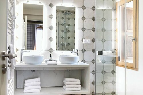 Гостиница Hôtel Les Terrasses Poulard в Авранше