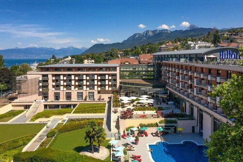 Гостиница Hilton Evian Les Bains в Эвиан-ле-Бене