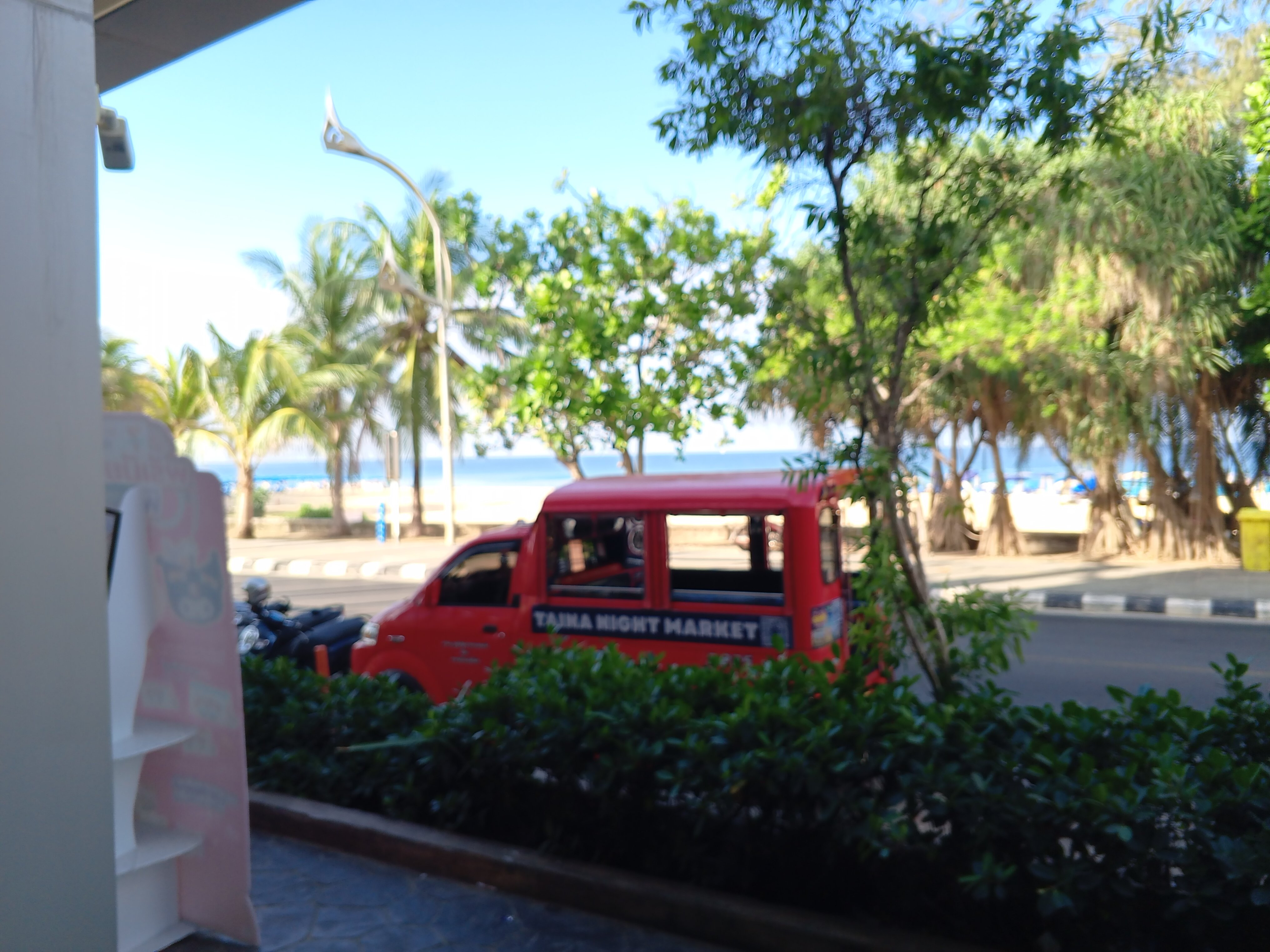 Фото Phuket Emerald Beach Resort