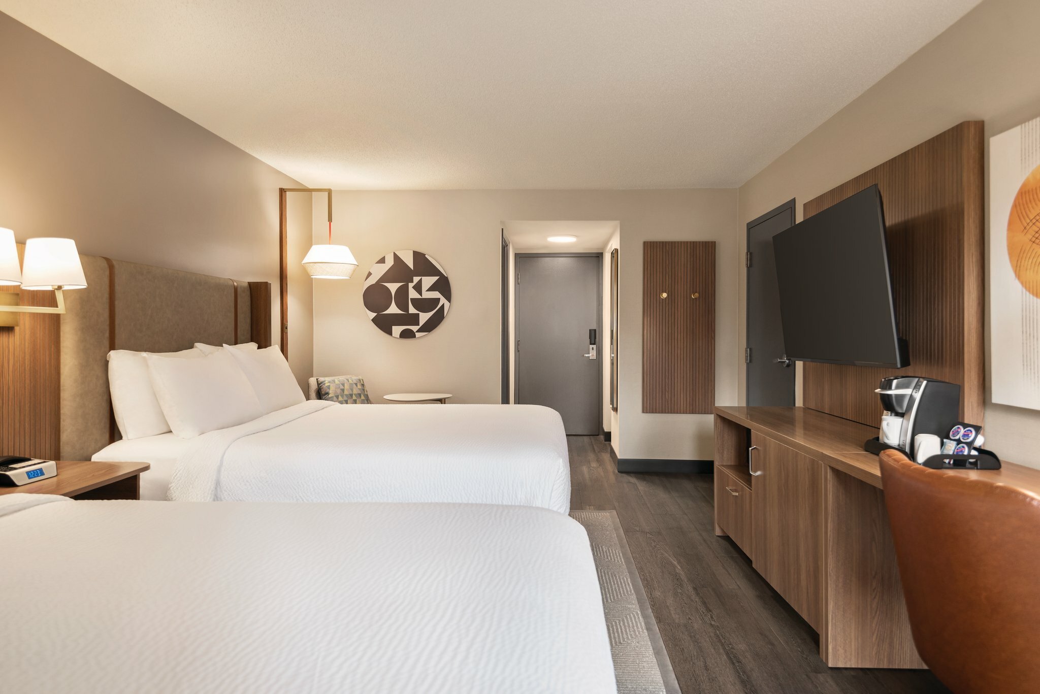 Фото Holiday Inn Hotel & Suites Vancouver Downtown, an Ihg Hotel