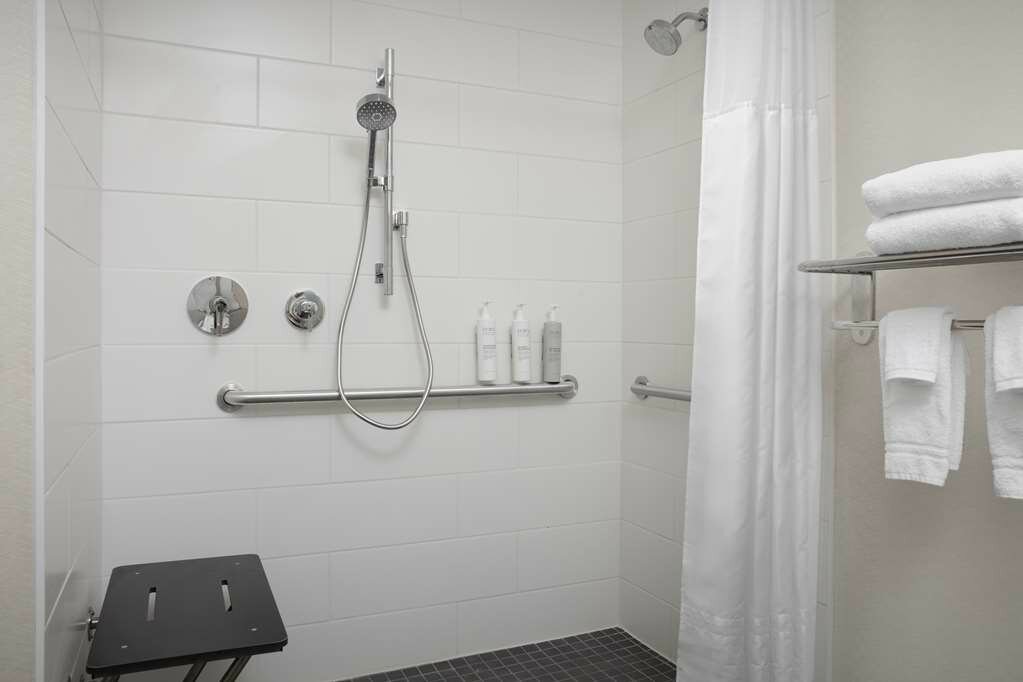 Фото Hilton Garden Inn Philadelphia/Ft. Washington