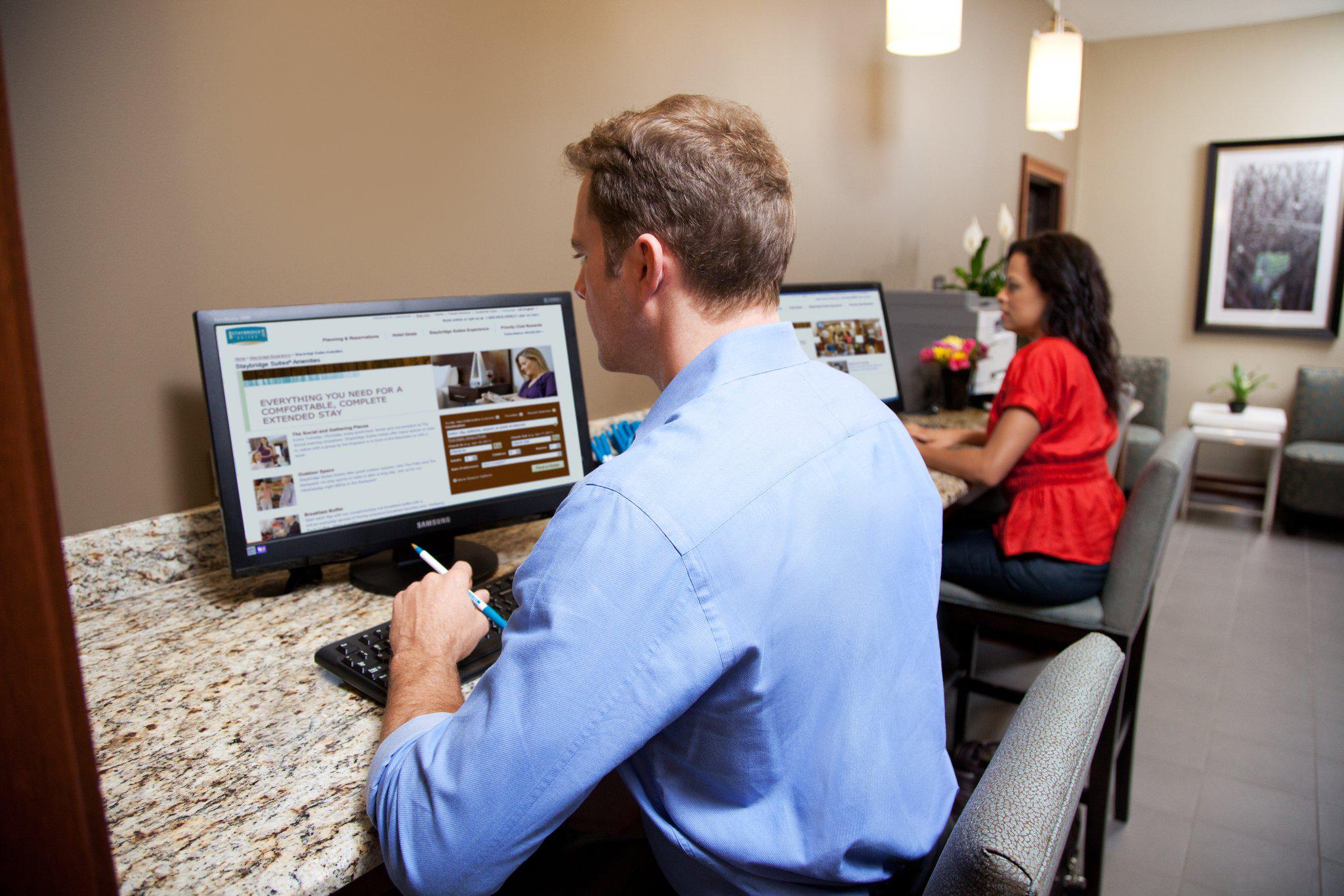 Фото Staybridge Suites Denton, an Ihg Hotel