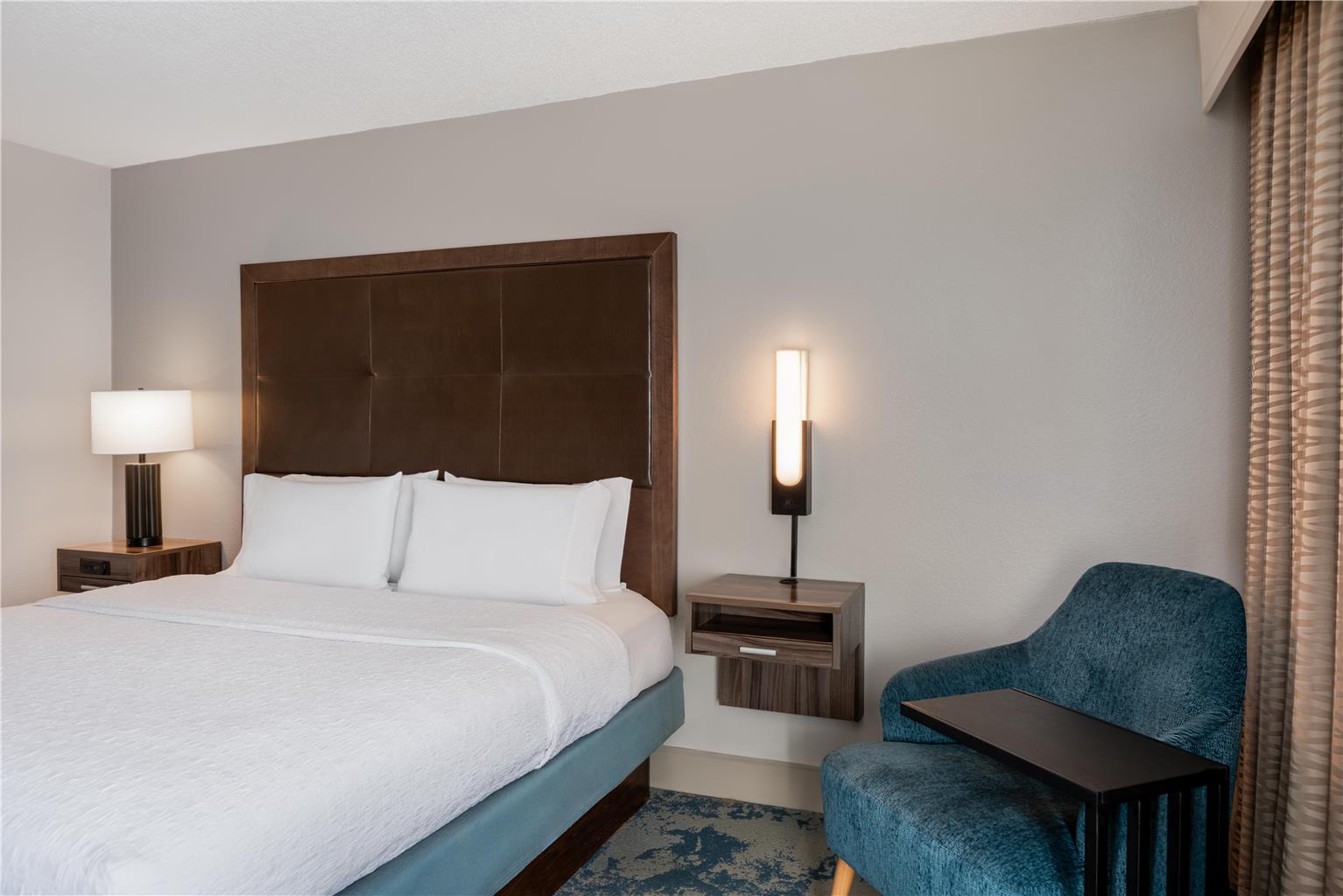 Фото Hampton Inn South Hill