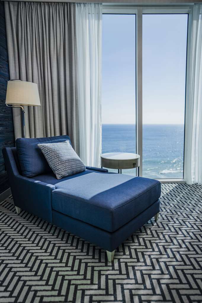 Фото Hotel Maren Fort Lauderdale Beach, Curio Collection by Hilton